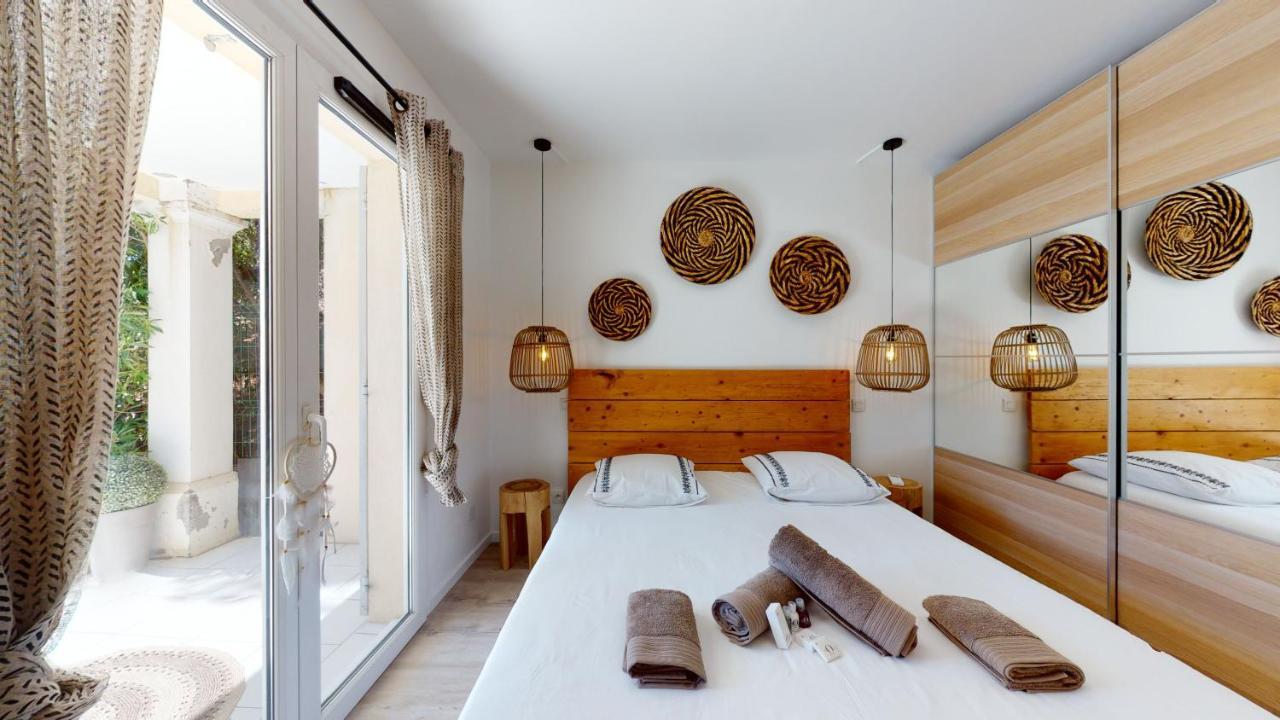 T2 : Jardin, Piscine, Parking à Appartement Sainte-Maxime